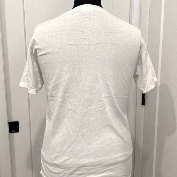 Y2K Manhattanville College Tshirt by Champion | Size Medium unisex - Picture 4 of 7